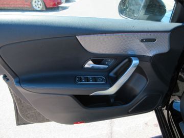Mercedes A 180 - 9