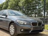 BMW 120i Advantage  AUT M Paket Navi PDC - BMW 120 in Mönchengladbach