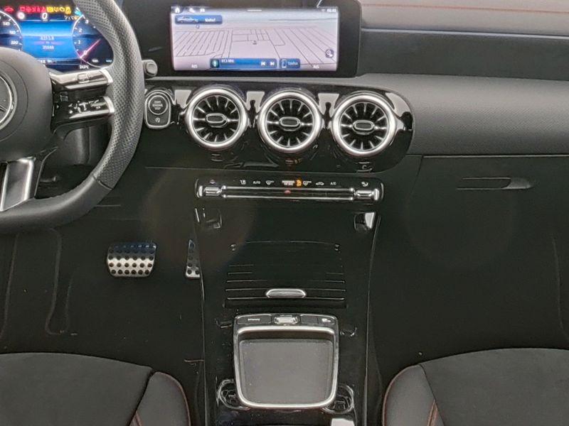 Mercedes-Benz CLA Coupé AMG AMG/LED/WP/KEYL./RFK, миниатюра 5