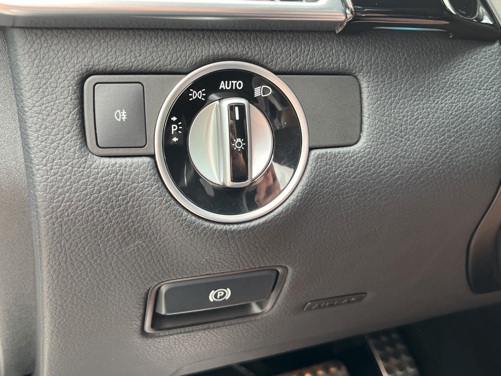 Fahrzeugabbildung Mercedes-Benz *INFERNO*4Matic*HK Audio*SHZ*NAVI*