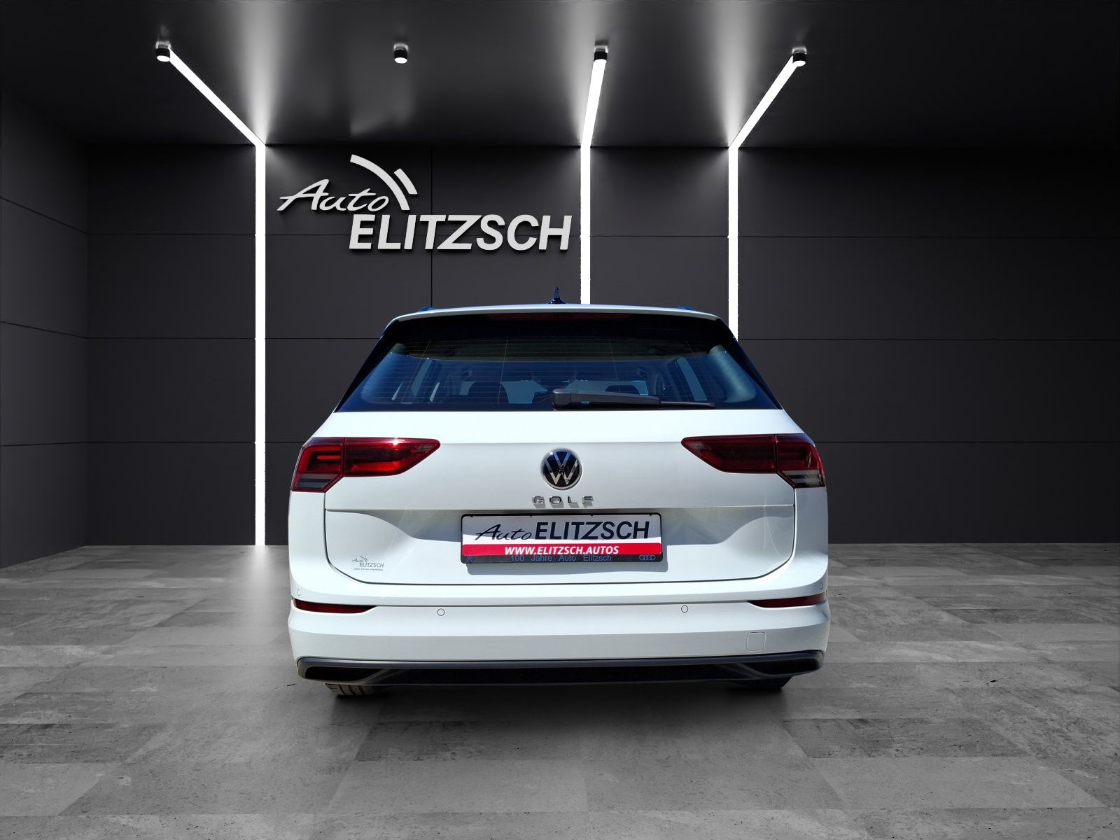 Fahrzeugabbildung Volkswagen Golf VIII Variant TDI Life LED CarPlay AID ACC P