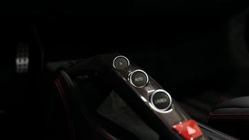 صورة مصغرة 18 لـ 2016 Ferrari 488 SPIDER