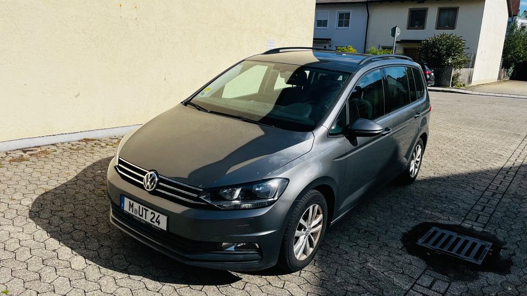 Image of Volkswagen Touran