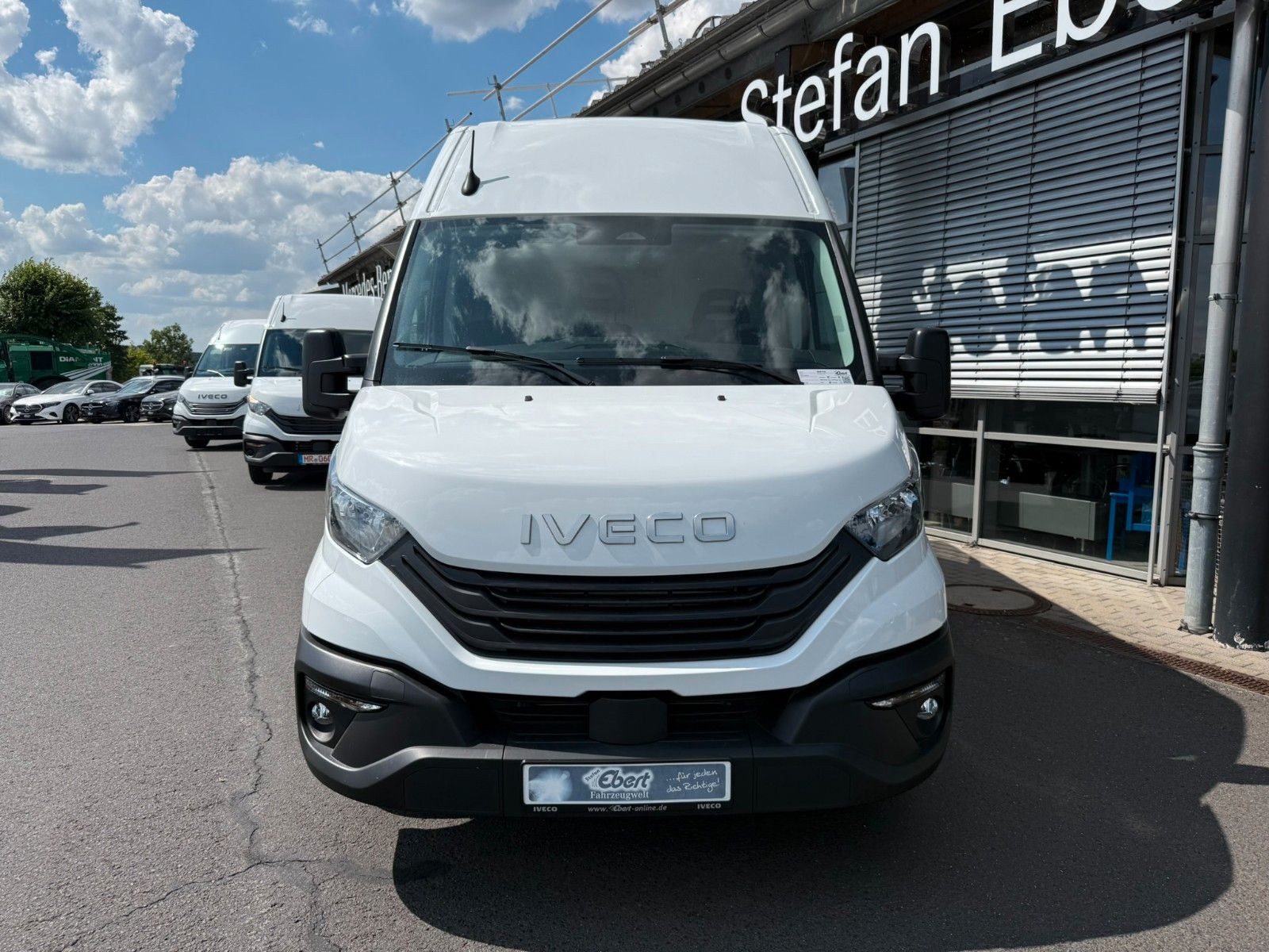 Fahrzeugabbildung Iveco Daily 35S16A8 V Kastenwagen *R 3520 mm*