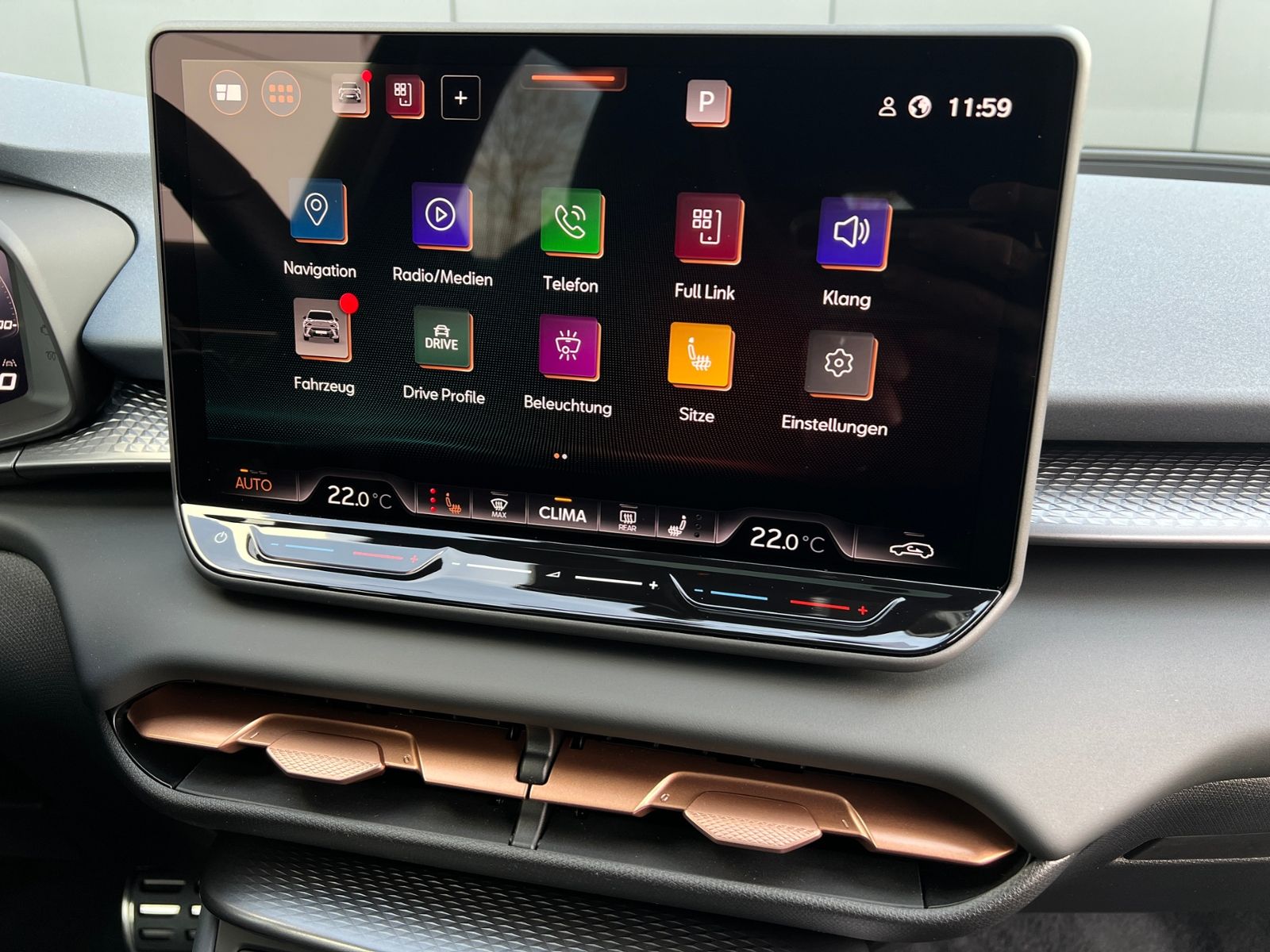 Fahrzeugabbildung CUPRA Terramar VZ 2.0 TSI DSG 4Drive *AHK, LED, Pano,