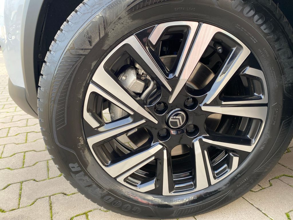 Fahrzeugabbildung Citroën C4 PureTech 130 *Automatik* MAX *beh. Frontsch*