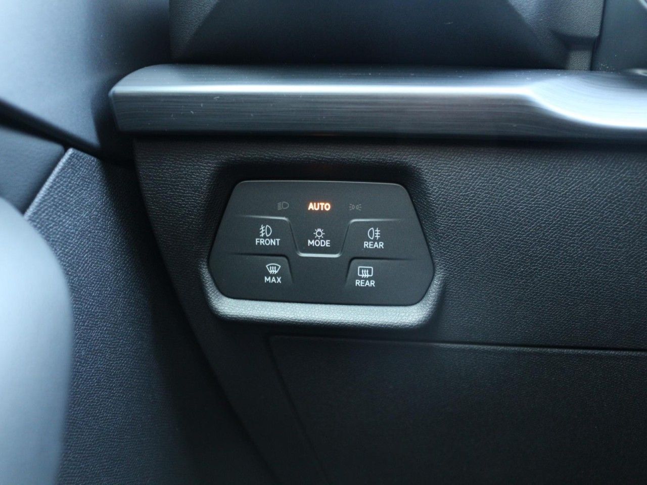 Fahrzeugabbildung CUPRA Formentor VZ 1.4 e-Hybrid DSG