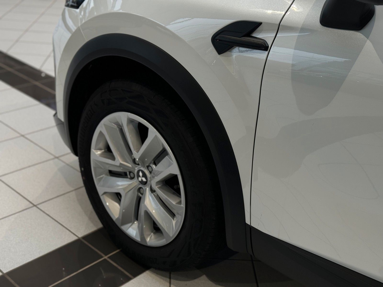 Fahrzeugabbildung Mitsubishi ASX 1.0 LED DAB PDC Kamera Klima 8J. GARANTIE