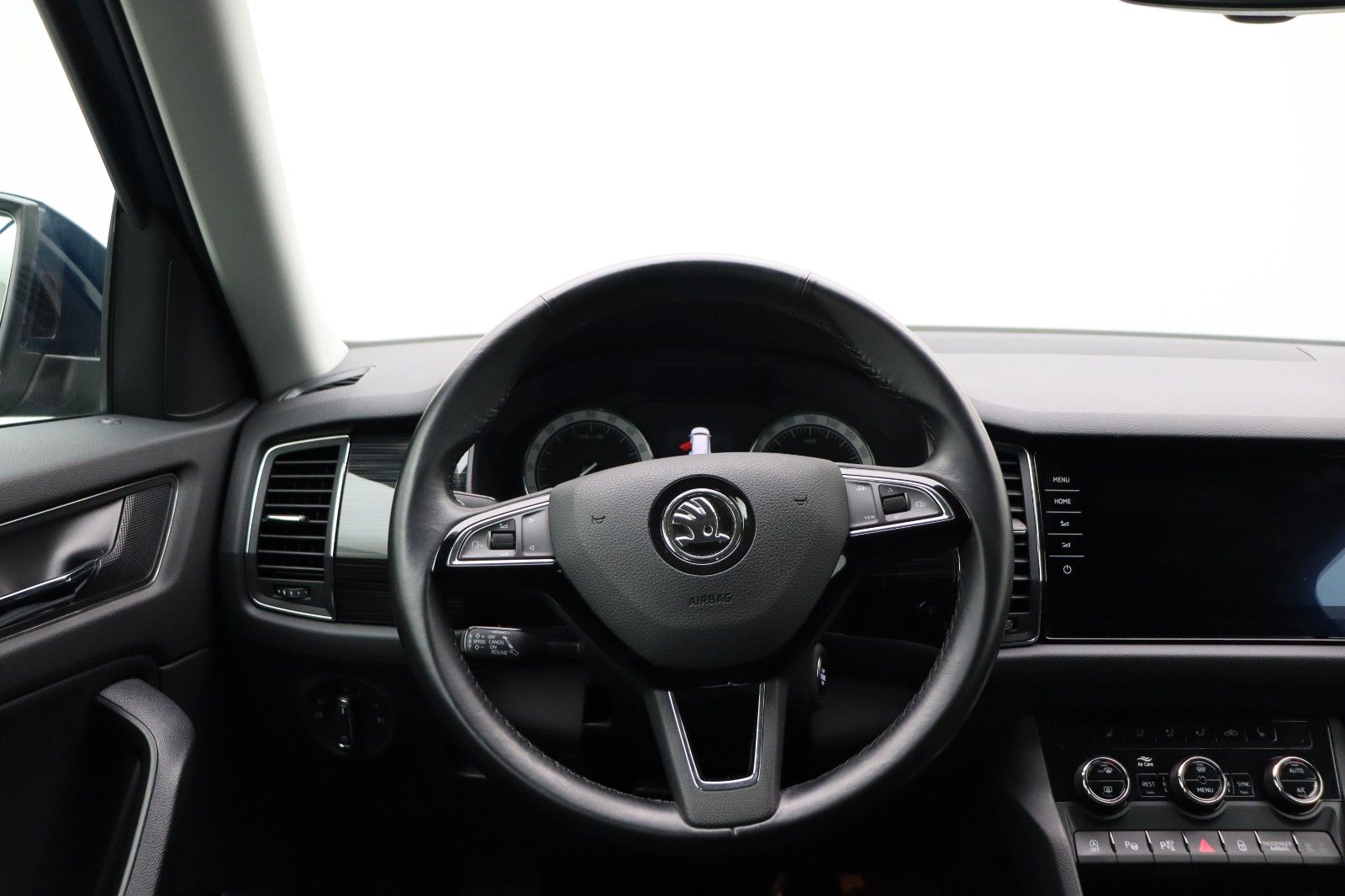 Fahrzeugabbildung SKODA Kodiaq 2.0 AHK LED DSG Teilleder ACC