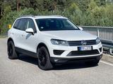 Volkswagen Touareg 3.0 V6 TDI SCR 204PS AHK 3,5T 20Zoll Alu - Volkswagen Touareg mit Diesel-Antrieb: Geländewagen, 2.5