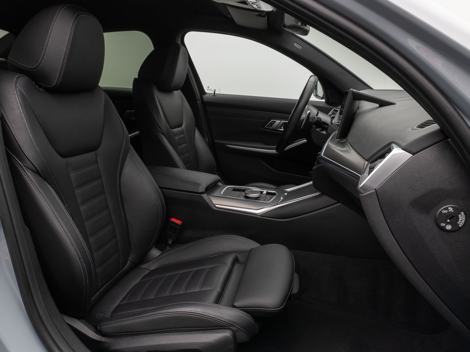 Fahrzeugabbildung BMW 320d MSport Kamera DAB HiFi Komfort Leder 19Zoll