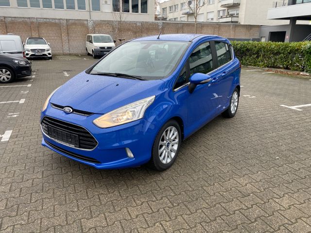 Ford B-Max B-MAX Titanium