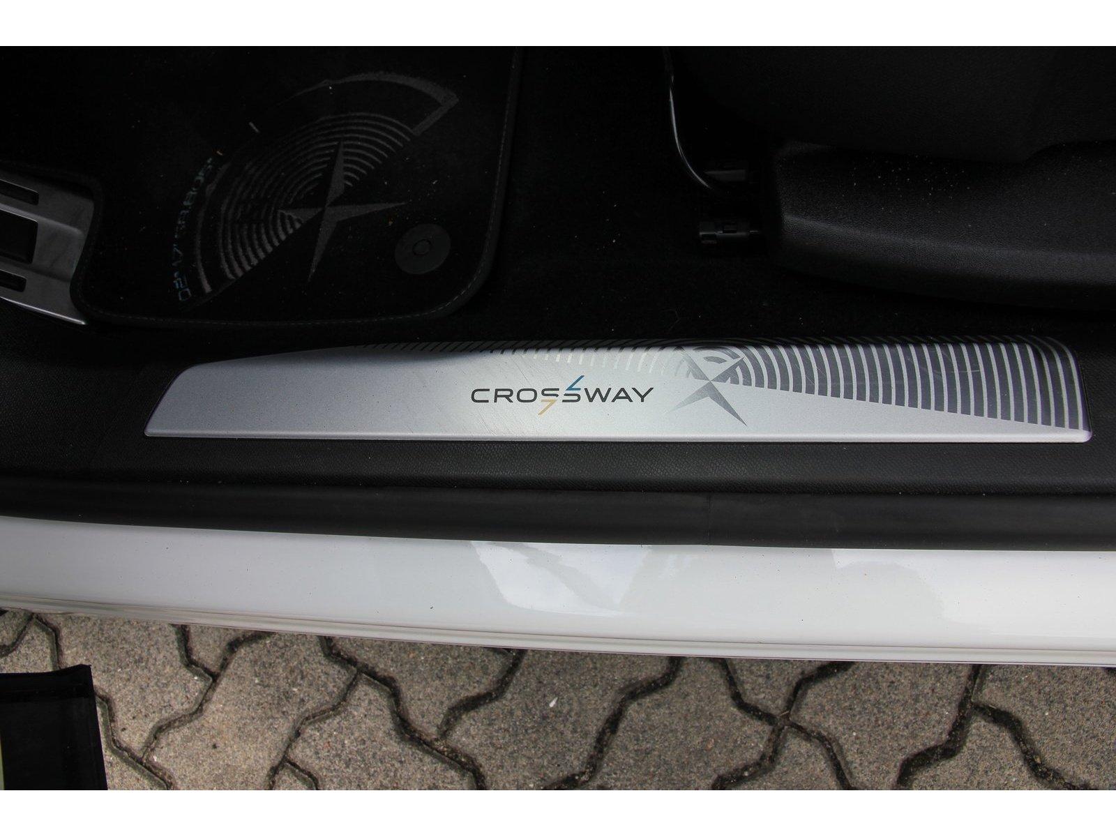 Peugeot 3008 Crossway PT 130 EAT8 Navi e-Klappe LED RFK