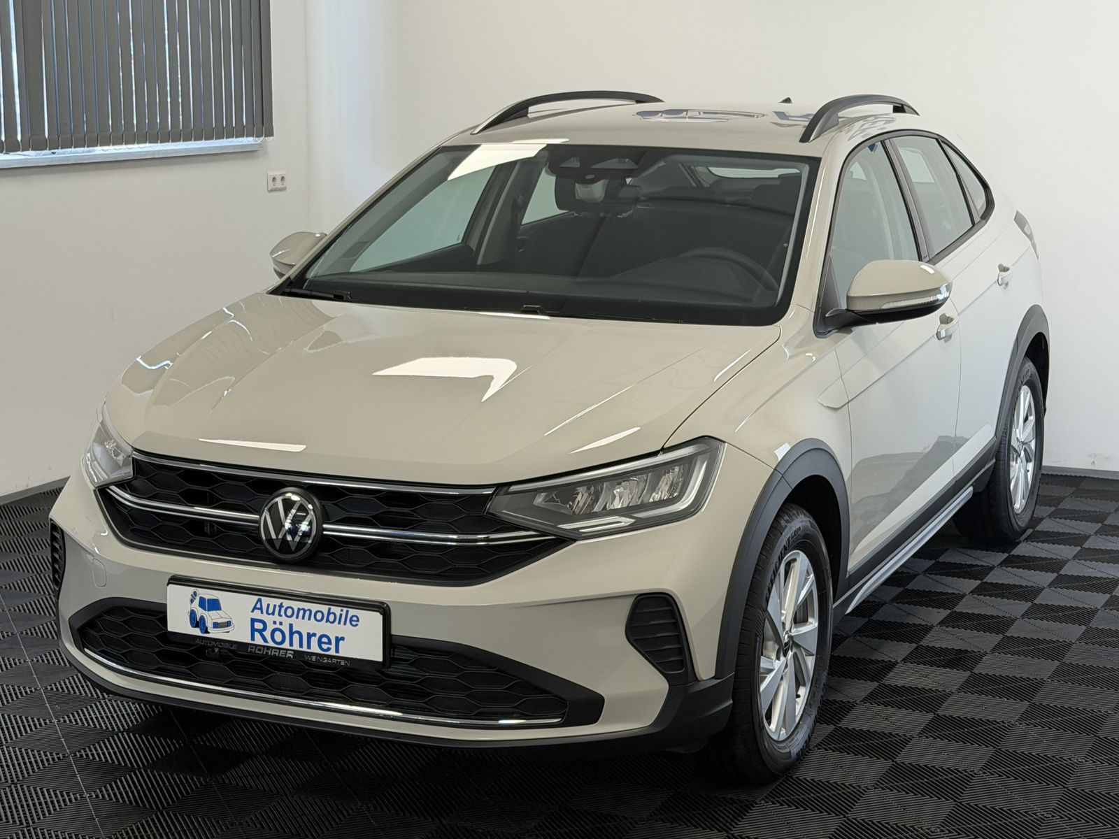 Volkswagen Taigo 1.0 TSI DSG Life Sitzheiz. AppConnect LED imagem 2