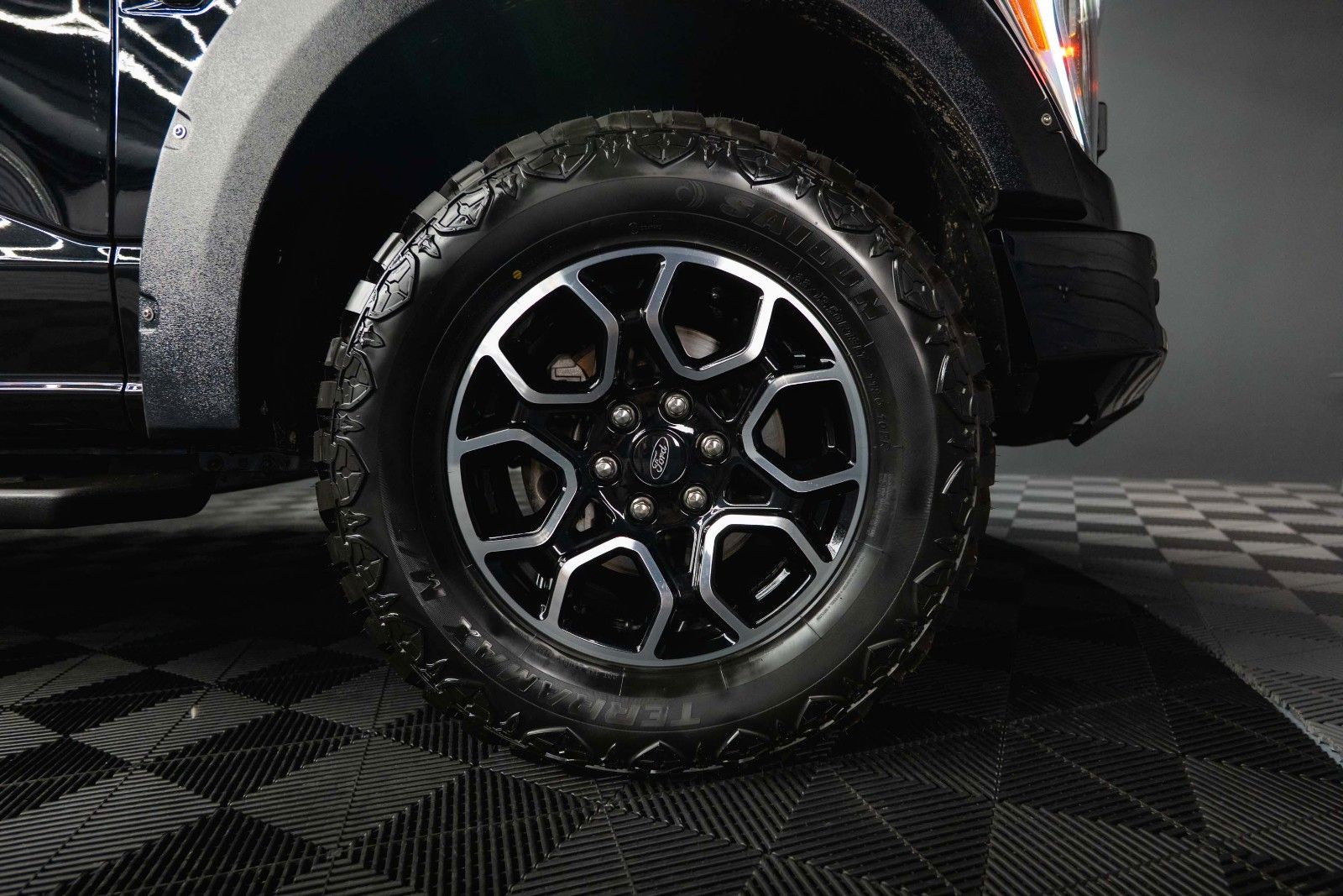 Fahrzeugabbildung Ford F150 3.5 V6 RAPTOR SuperCrew 4x4 Offroad LED 19%