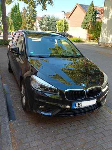 BMW  220i Active Tourer Model Advantage 