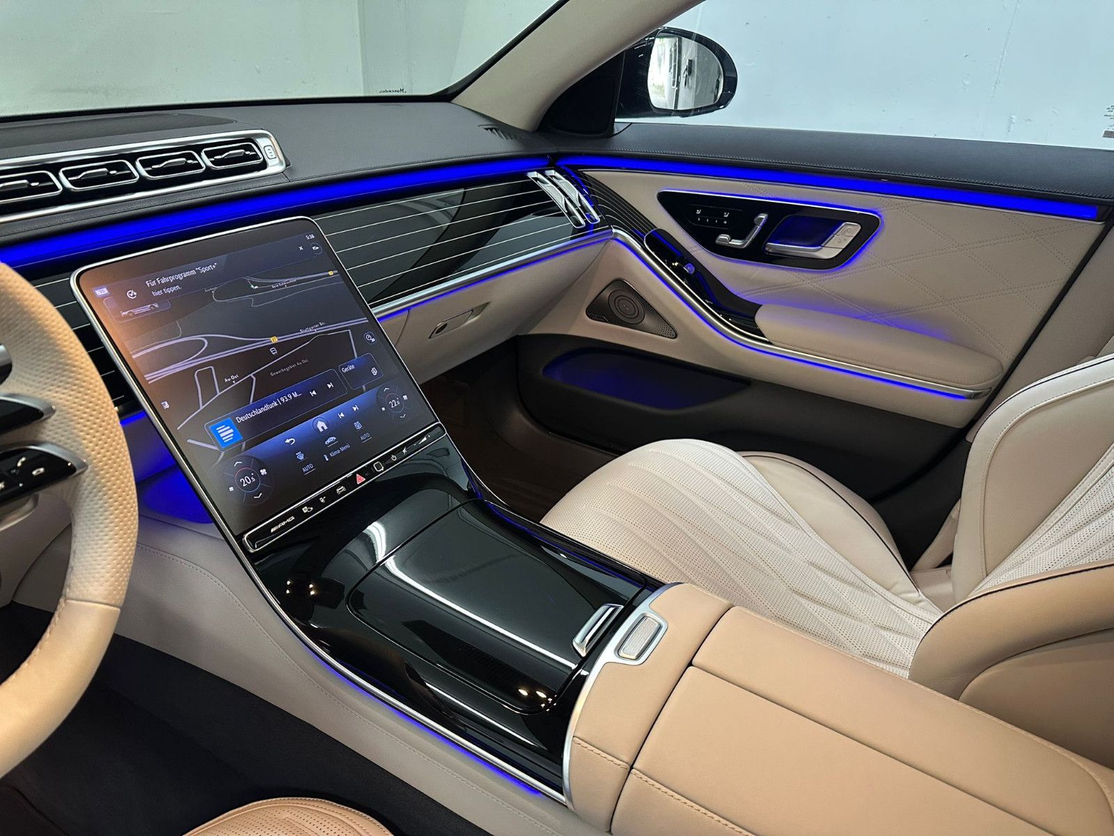 Fahrzeugabbildung Mercedes-Benz S 63 E Performance L  *KERAMIK*PANORAMA*TV*