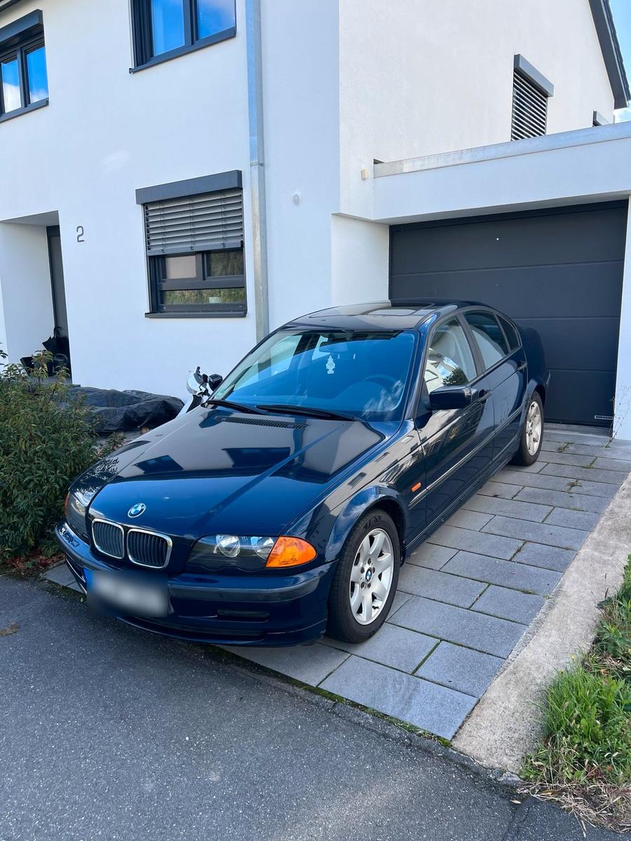 BMW 318