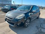 Renault Clio Exception - Renault Clio: Exception
