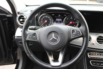 Mercedes E 220 - 10