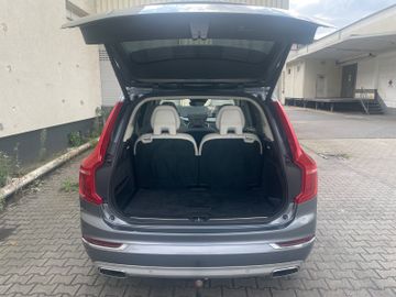 Volvo XC90 - 7