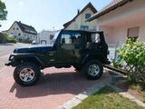 Jeep Wrangler TJ 4,0 - Jeep Wrangler mit Benzin-Antrieb: Cabrio