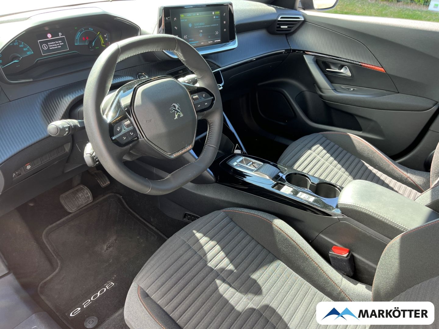 Peugeot 2008 e- Active Pack/Tempomat/PDC/DAB/Kamera imagem 3