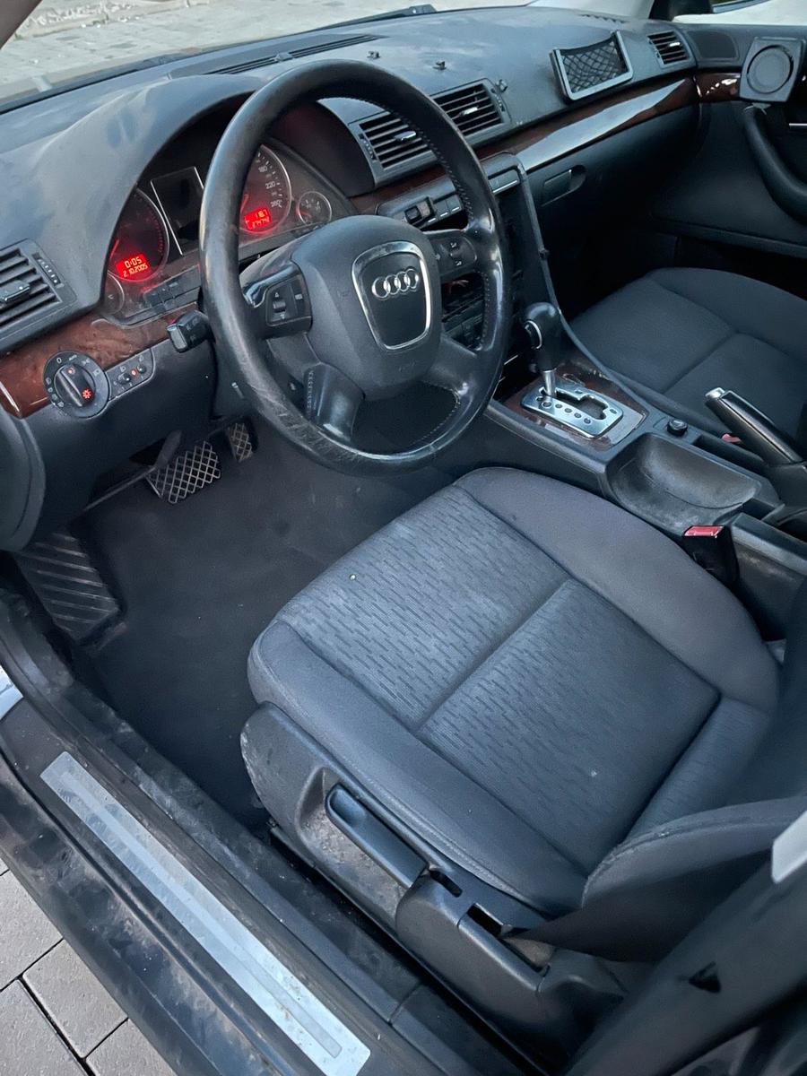 Audi A4 2006 — photo 9