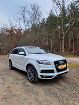 Audi Q7 3.0 TDI (DPF) quattro tiptronic - - Audi Q7 aus 2011