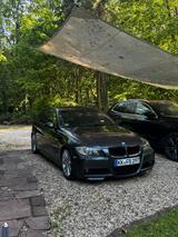 BMW Bmw E90 330i - BMW 330: 330i E90