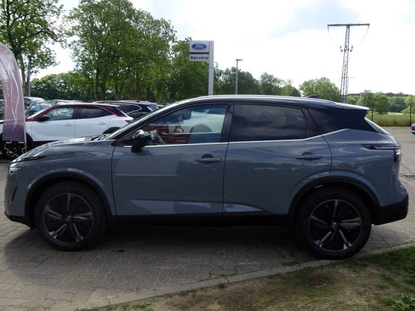 Fahrzeugabbildung Nissan Qashqai 1.3 DIG-T MHEV Automatik Tekna