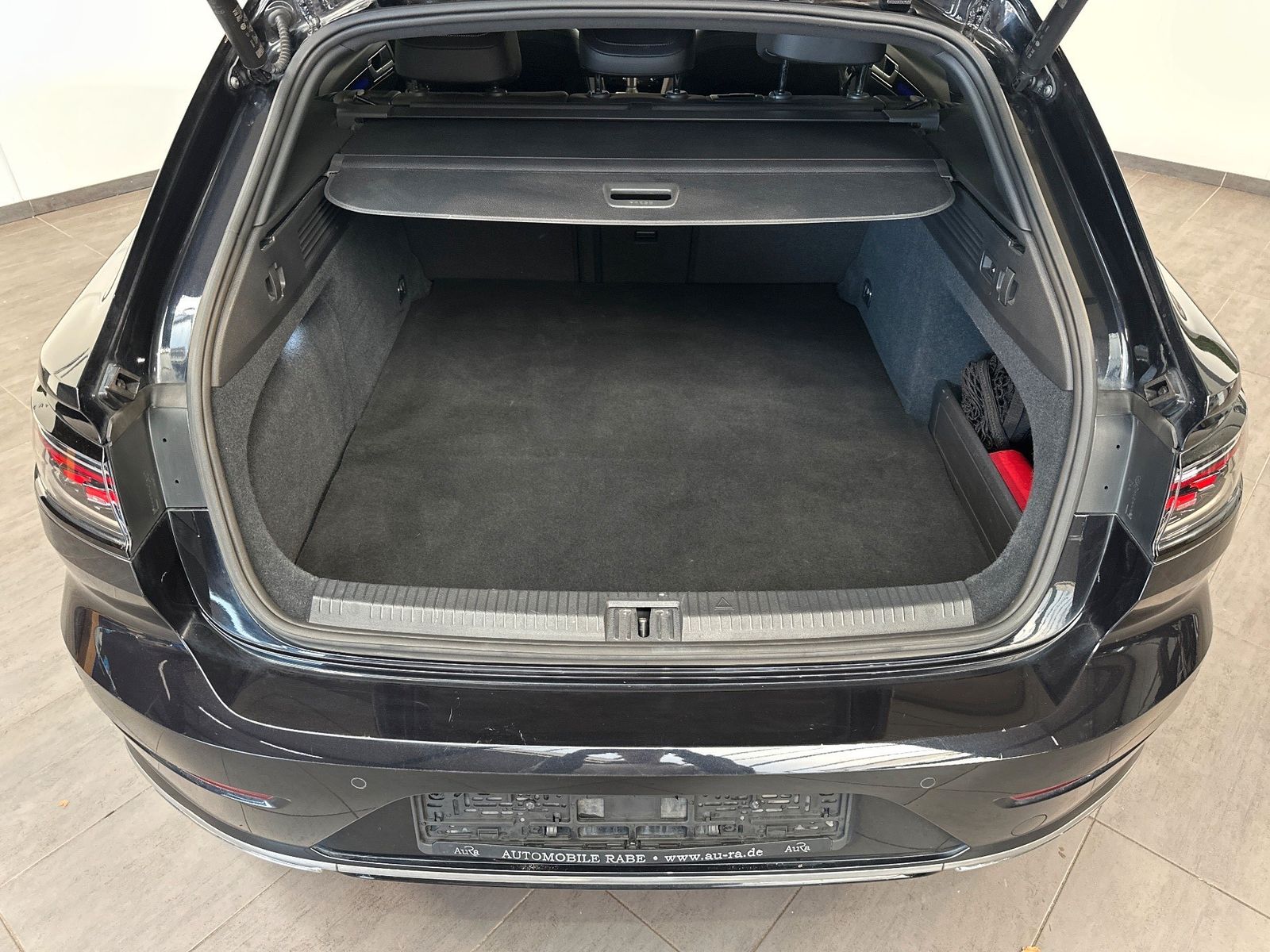 Fahrzeugabbildung Volkswagen Arteon SB 1.4 eHybrid GTE R-Line NAV+LED+360°