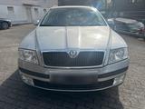 Skoda Octavia 1.6 MPI TÜV NEU - Skoda Octavia: Mpi