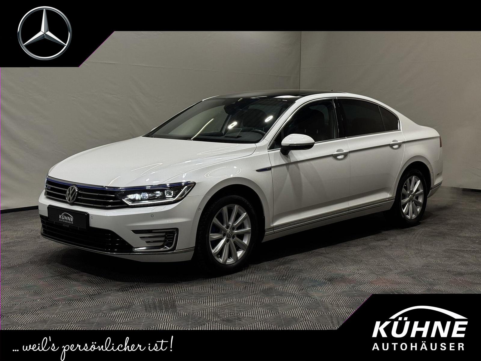 Volkswagen Passat 1.4 TSI GTE AHK*360*LED*Pano*Massage