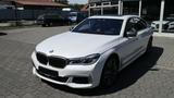 BMW M760 L i xDrive Sky-Lounge/Chauffeur/FondEnt/B&W - BMW M760 aus 2017