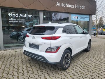 Fahrzeugabbildung Hyundai KONA Elektro ADVANTAGE 100kw NAVI Wärmepumpe