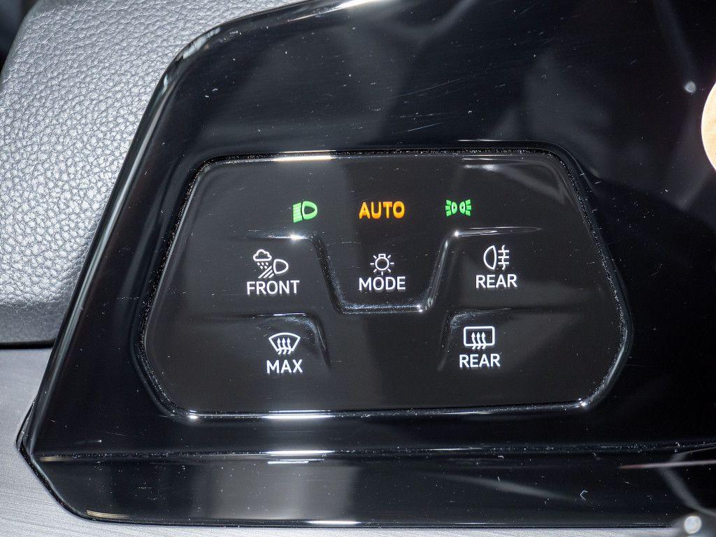 Volkswagen Golf VIII 2.0 TSI Style APP ACC Sitzhzg LED, миниатюра 16