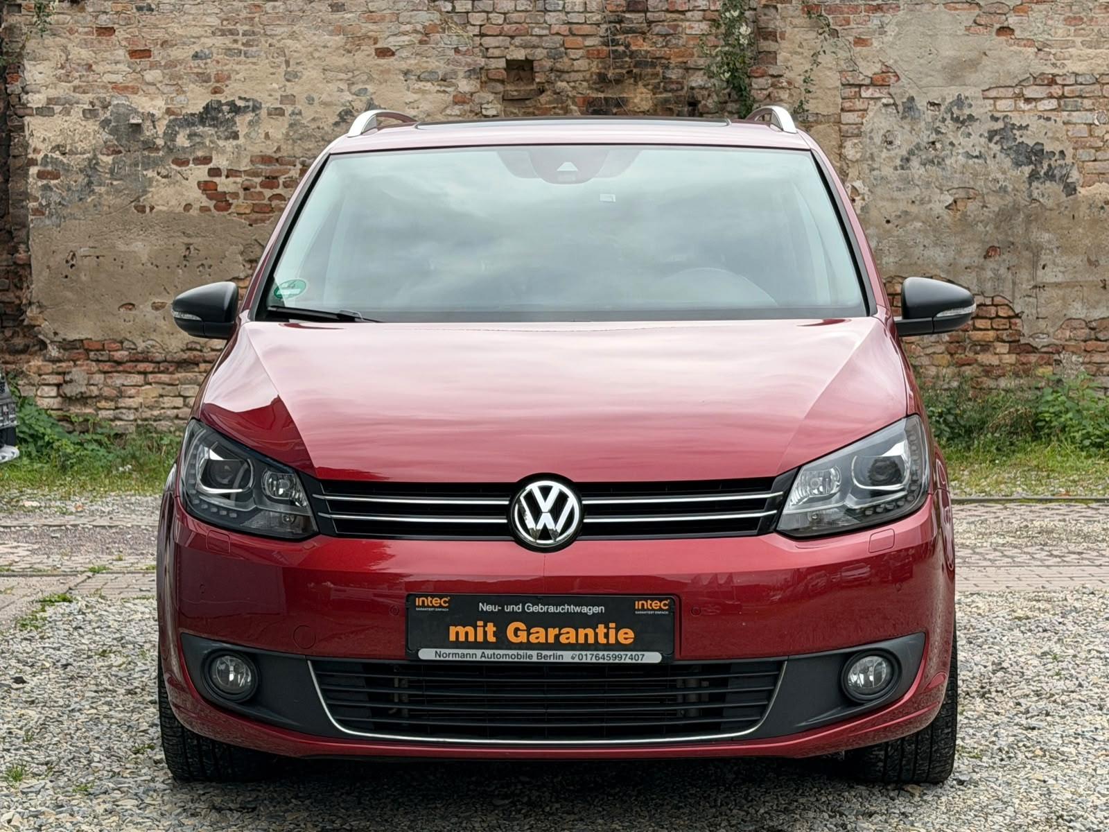 Volkswagen Touran 2.0 TDI DSG Life*140 PS*1.Hand*Temp*Navi
