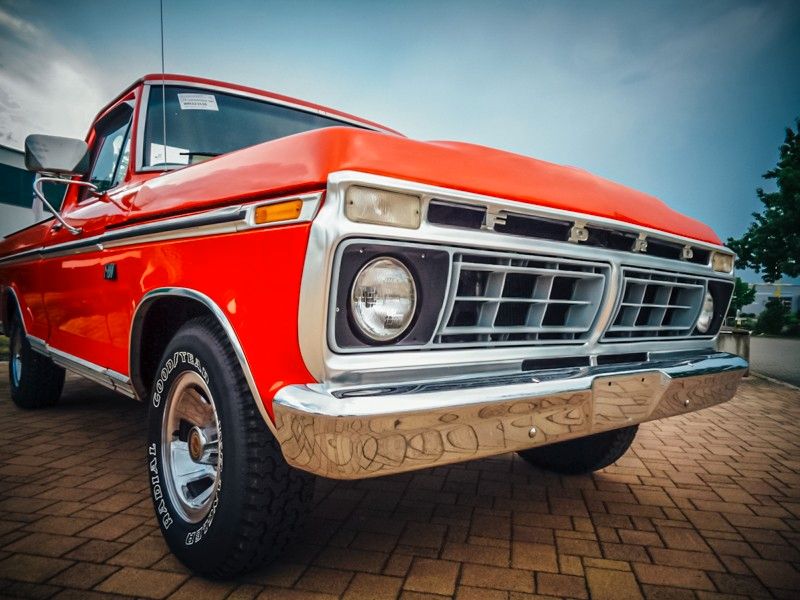 Fahrzeugabbildung Ford F 100 1976 V8 Shortbed