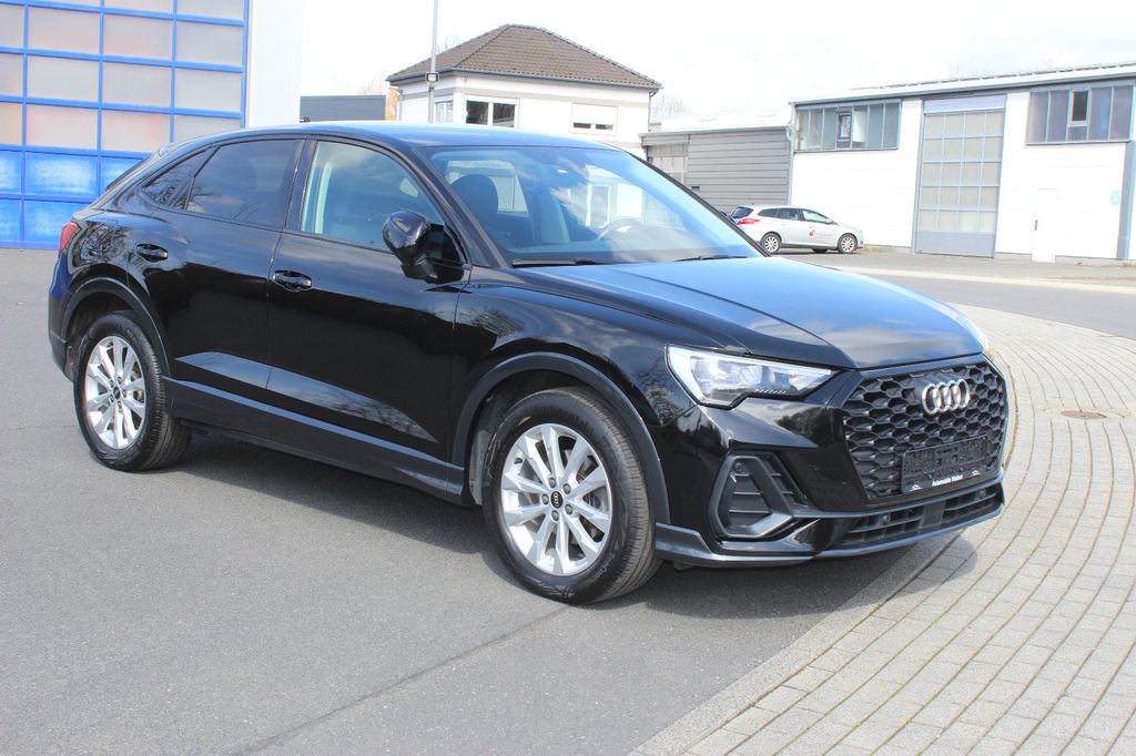 Image of Audi Q3