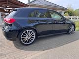 Mercedes-Benz *AMG Line* A 200 - Mercedes-Benz A 200: Von Privat