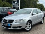 Volkswagen Passat Lim. Comfortline LEDER SHZ 1.HAND - Volkswagen Passat aus 2006