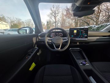 Volkswagen T-Roc - 11