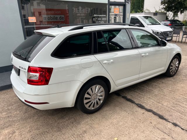 Fahrzeugabbildung Skoda Octavia Combi 1.6 TDI +Navi+CarPlay+SHZ+BT+USB