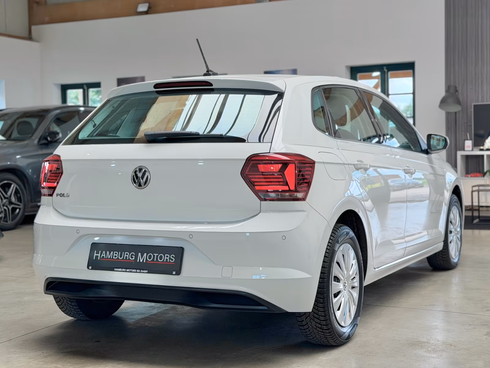 Volkswagen Polo 1.0 TSI Comfortline 90PS NAV/TEMPO/CARPLAY