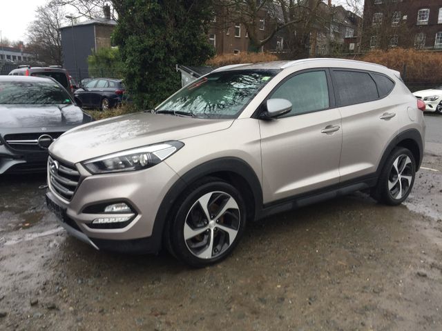 Hyundai Tucson  2,0  Advantage 4WD. Navigation