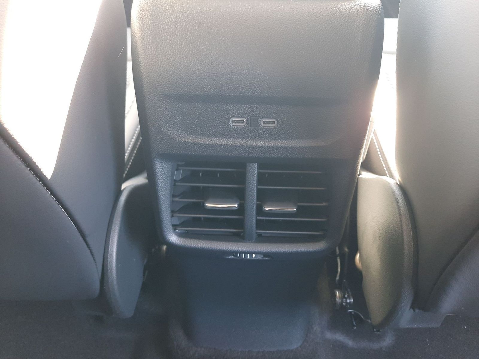 Ford Explorer - Bild 27