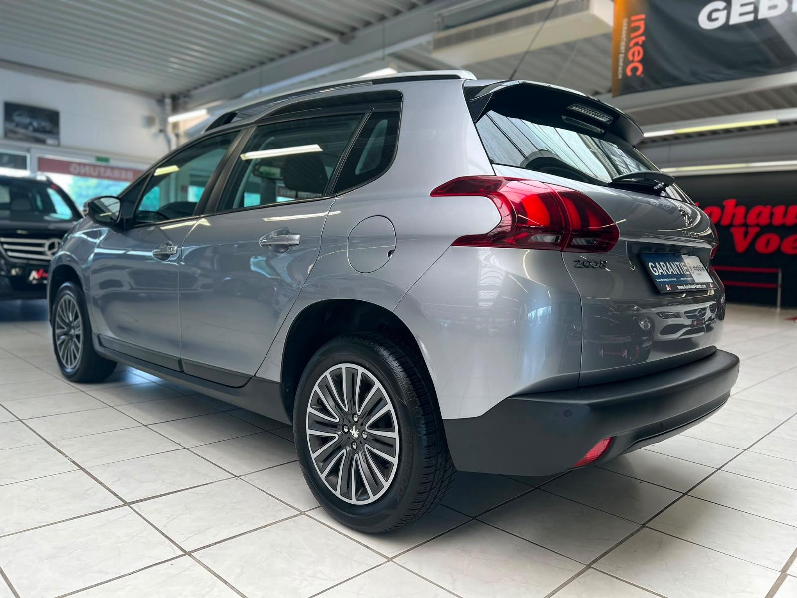 Peugeot 2008 Active Klima/Multi/1-HAND/**82.000KM**/TOP