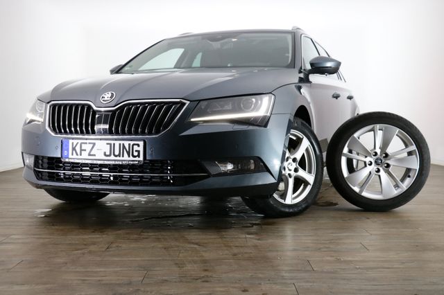 Skoda Superb Combi Style 4x4*Leder*Bi-Xenon*8xbereift