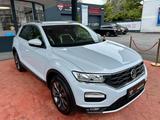 Volkswagen T-Roc 1.5 TSI ACT Sport 1. Hand - VW T-Roc Gebrauchtwagen in Düsseldorf